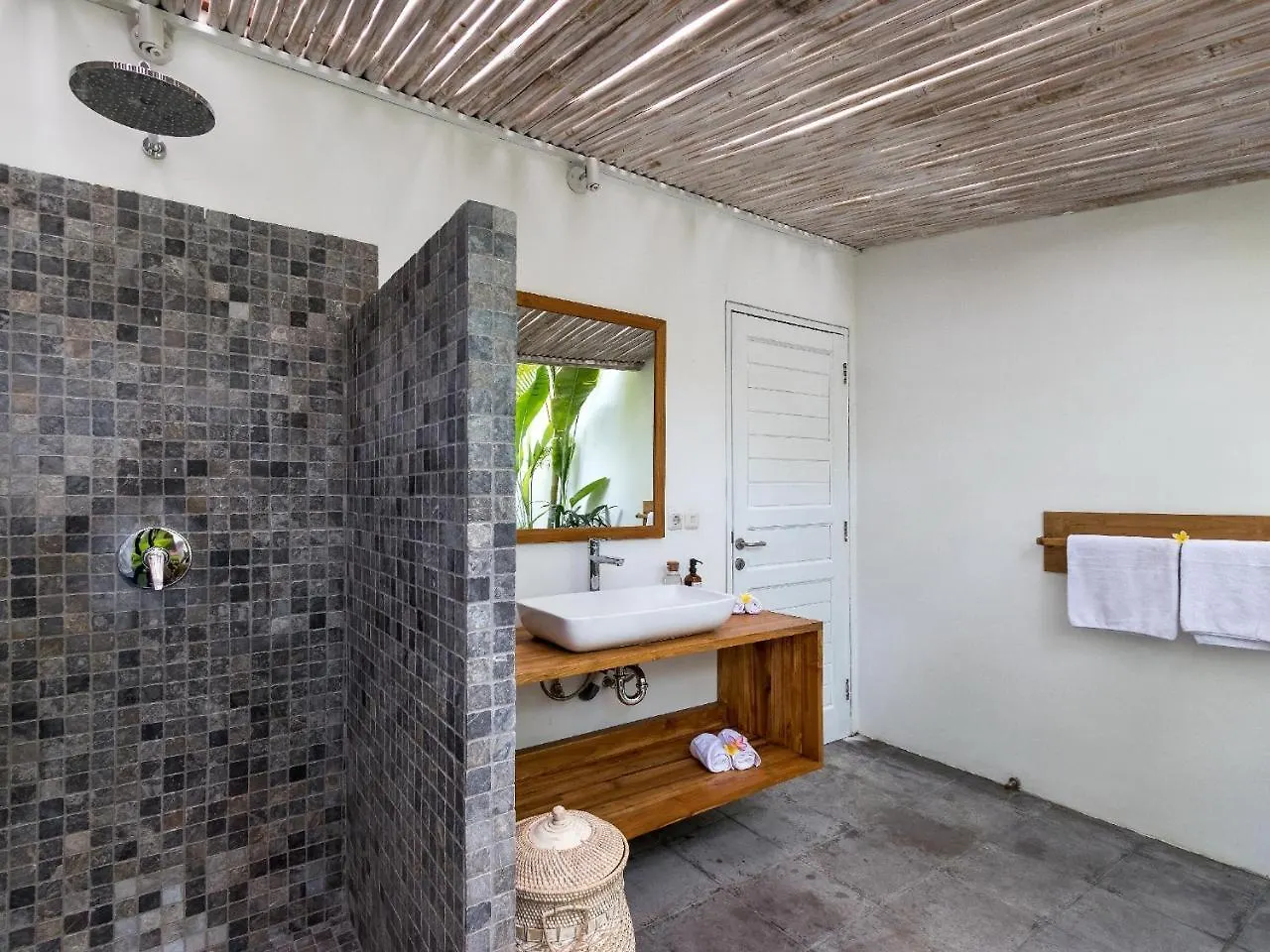 Villa Atmo Seminyak   Seminyak (Bali)