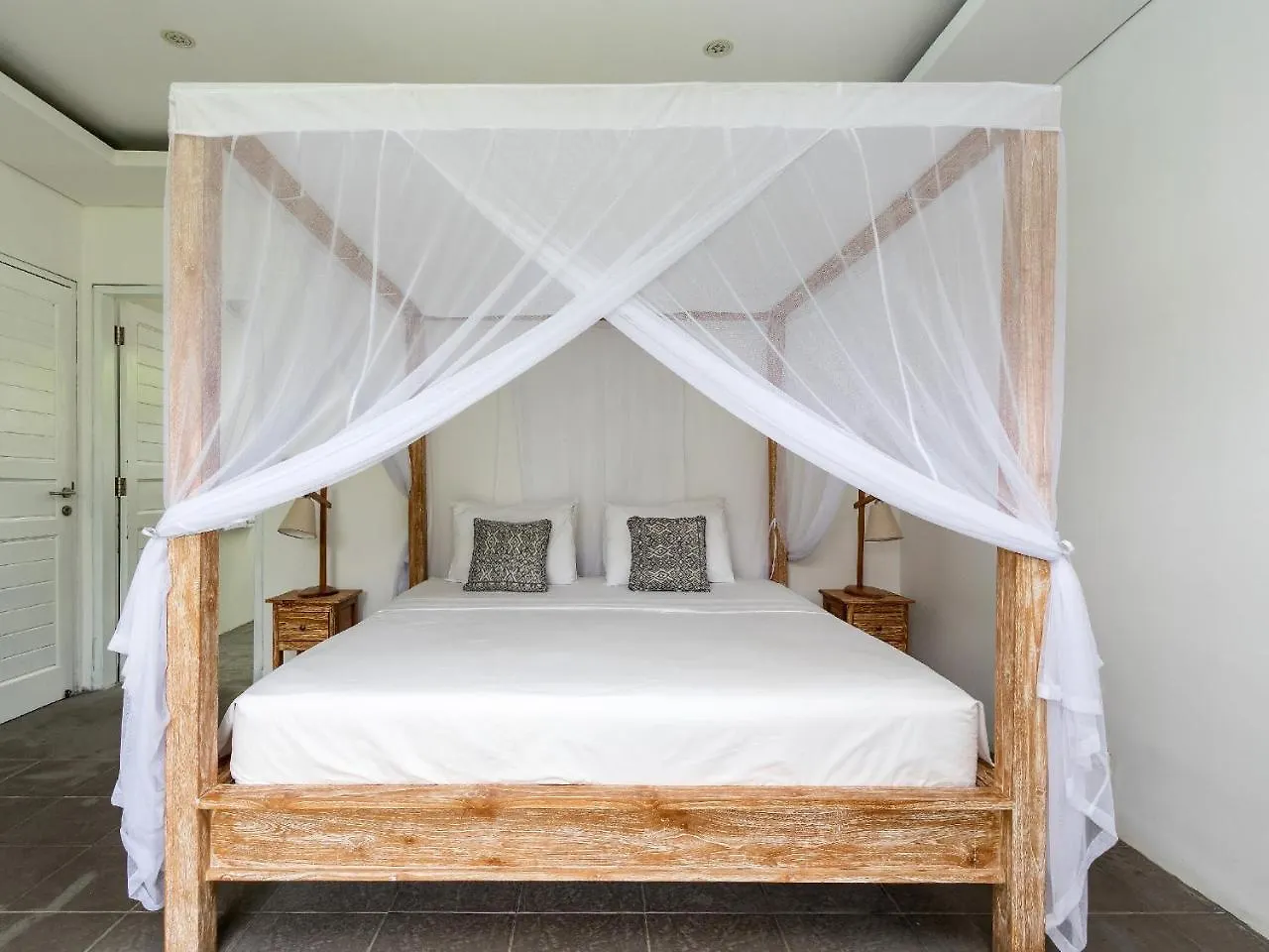Villa Atmo Seminyak   Seminyak (Bali)
